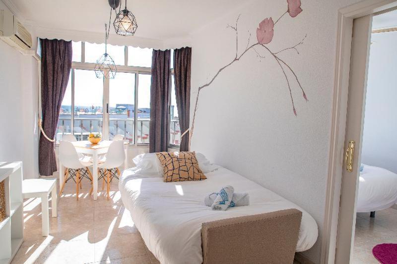 Palm Beach Club Apartamentos Carihuela Torremolinos Room photo